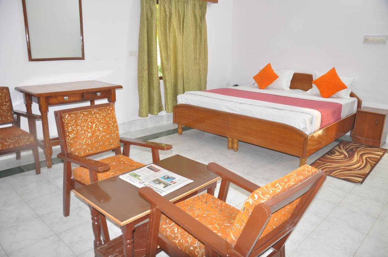 Hotel Eagle Nest Bharatpur Extérieur photo